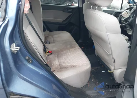 2015 Subaru Forester 2.5I Premium z USA, uszkodzony, nr VIN JF2SJAFCXFH563694